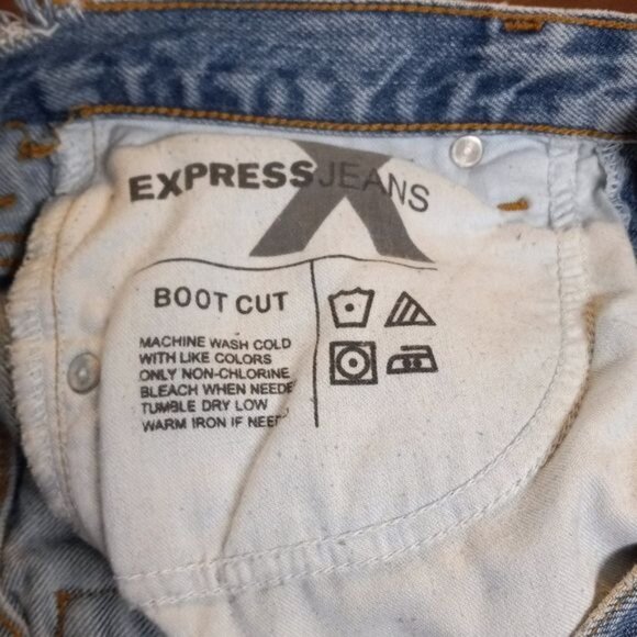 Express Jeans Size 3/4R Womens Boot Cut Light Wash Denim Blue Destroyed - Picture 5 of 11